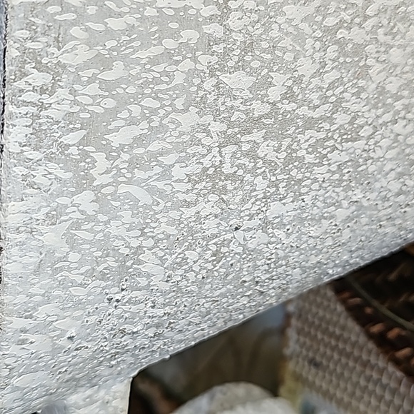 Final $! Threshold studio mcgee rustic decorative urn vase - Picture 4 of 5